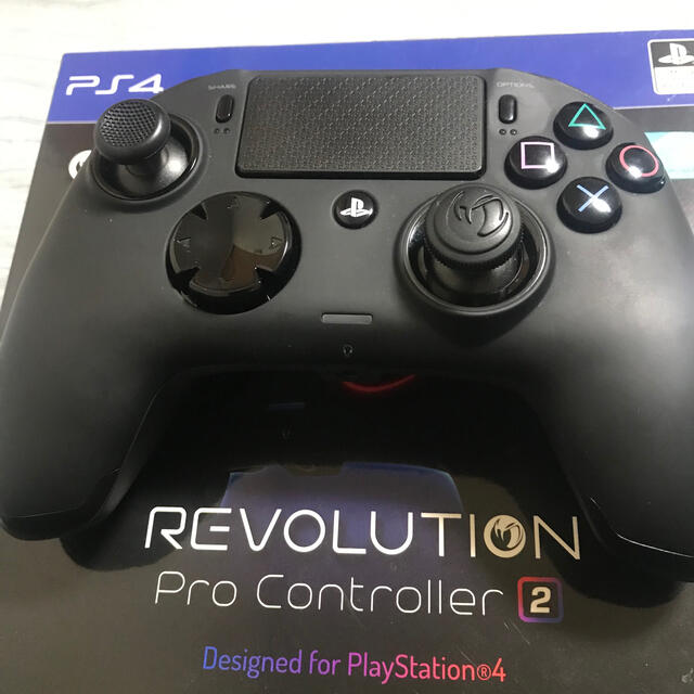 PlayStation4(プレイステーション4)のnacon revolution pro controler2 スマホ/家電/カメラのPC/タブレット(PC周辺機器)の商品写真