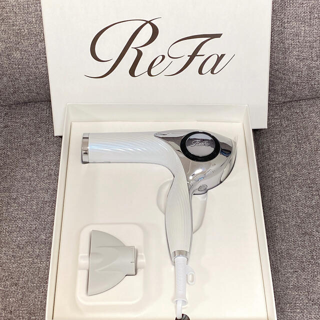 31％割引注目ショップ 美品 箱付き 付属品完品 リファ ReFa ビューテック ドライヤー ヘアドライヤー 美容/健康-OTA.ON