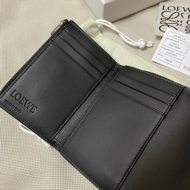 LOEWE(ロエベ)の新品☆ロエベ  メンズ財布　ウォレット メンズのファッション小物(折り財布)の商品写真