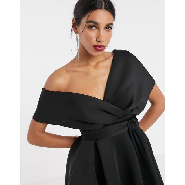 asos(エイソス)の【ASOS】Black オフショルダー オフショル ワンピース ドレス 結婚式 レディースのワンピース(ひざ丈ワンピース)の商品写真