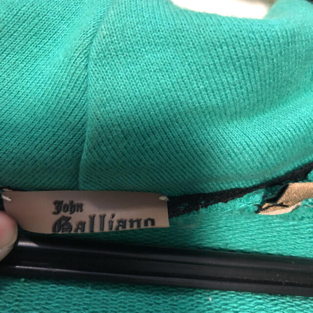 John Galliano(ジョンガリアーノ)のメンズ　パーカー メンズのトップス(パーカー)の商品写真