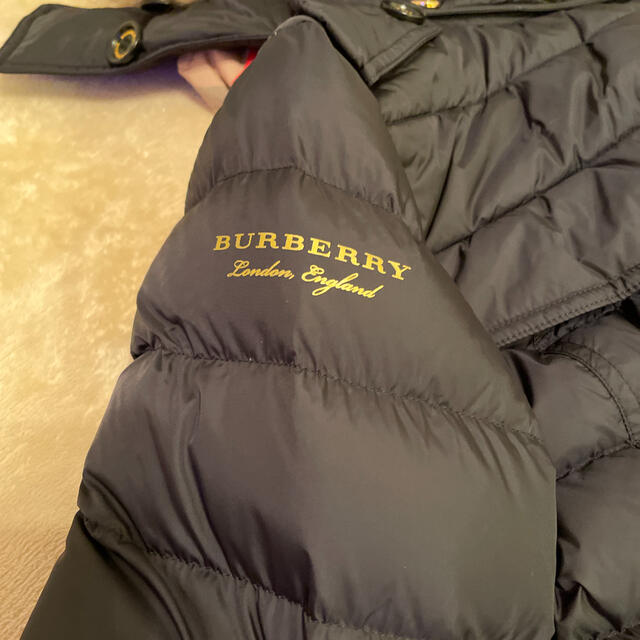 BURBERRY(バーバリー)のBurberryロングダウン美品 レディースのジャケット/アウター(ダウンコート)の商品写真