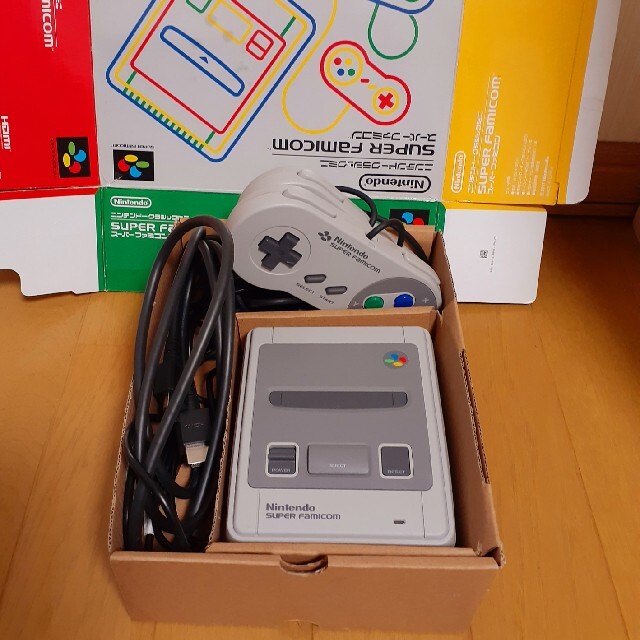 NINTENDO 　スーパーファミコン　クラシックミニ