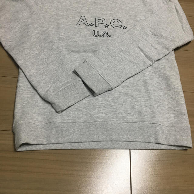 A.P.C(アーペーセー)のA.P.C トレーナー レディースのトップス(トレーナー/スウェット)の商品写真