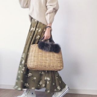 アーバンリサーチ(URBAN RESEARCH)のFleaStoreVegetal　Ponpon tote M　かごバッグ(かごバッグ/ストローバッグ)