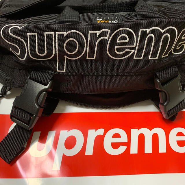 supreme waist bag 2