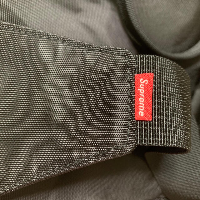 supreme waist bag 3