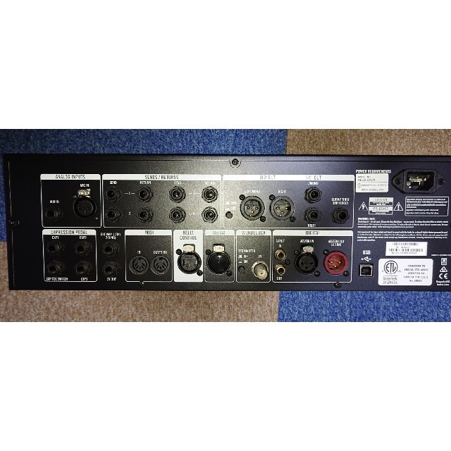 LINE 6 Helix Rack 1