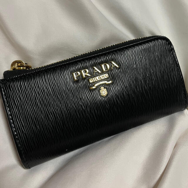 PRADA キーケース