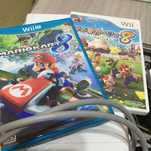 Wii U(ウィーユー)のWiiU本体、マリオカート8 Wii U 、マリオパーティー8Wii エンタメ/ホビーのゲームソフト/ゲーム機本体(家庭用ゲームソフト)の商品写真