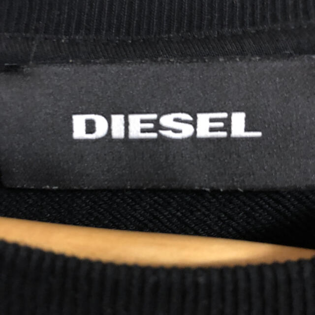 DIESEL(ディーゼル)のDIESEL サークルグラフィック　プリント　スウェット  L ブラック メンズのトップス(スウェット)の商品写真