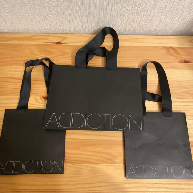 ADDICTION(アディクション)のADDICTION紙袋 レディースのバッグ(ショップ袋)の商品写真