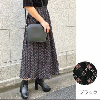 ☆新品☆プリーツスカート　Mサイズ(ロングスカート)