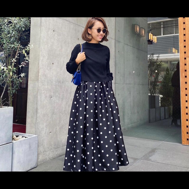 アキロン ヴェロフォンナ コラボ ワンピース www.alforsan.sch.sa