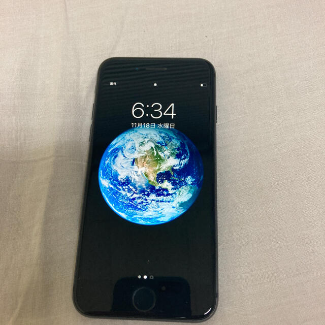 Apple(アップル)のiPhone8 スペースグレー　64GB  SIMフリー スマホ/家電/カメラのスマートフォン/携帯電話(スマートフォン本体)の商品写真