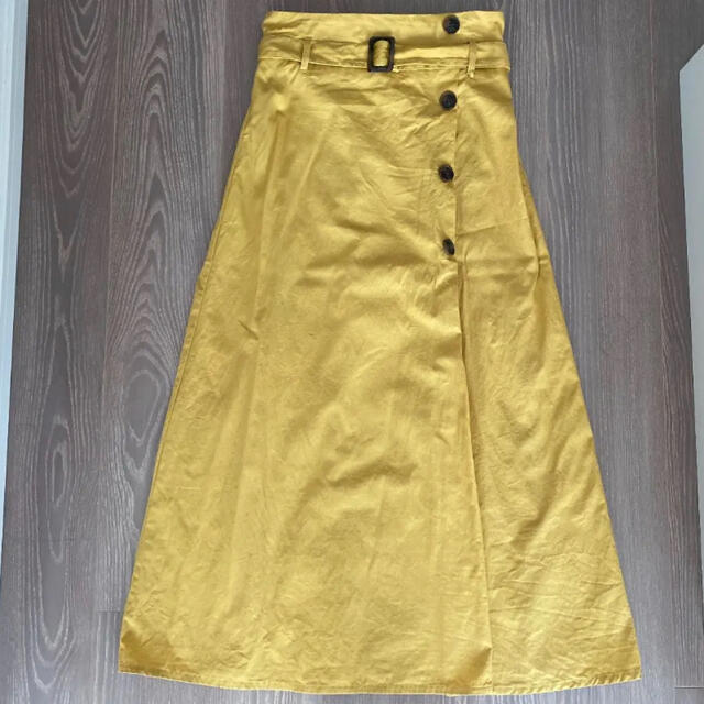 ★ロングスカート　イエロー レディースのスカート(ロングスカート)の商品写真
