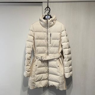 アルマーニエクスチェンジ(ARMANI EXCHANGE)の🌟ミルク様専用🌟アルマーニエクスチェンジ　ダウンコート　白　(ダウンコート)