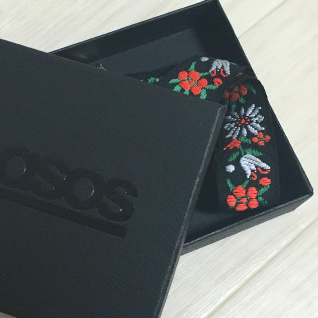 asos(エイソス)のasos チョーカー レディースのアクセサリー(ネックレス)の商品写真