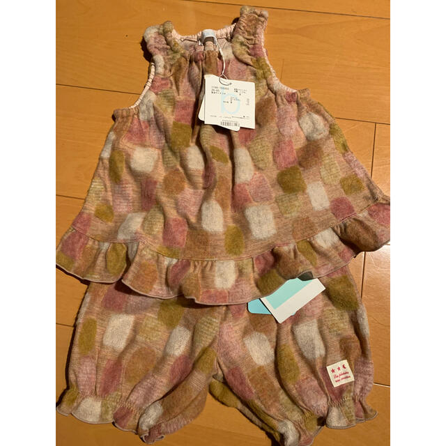 BeBe(ベベ)のべべ　セットアップ　90 キッズ/ベビー/マタニティのキッズ服女の子用(90cm~)(その他)の商品写真