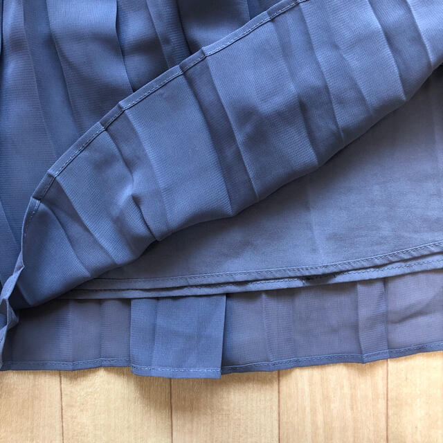 UNIQLO(ユニクロ)のシフォンプリーツスカート レディースのスカート(ひざ丈スカート)の商品写真