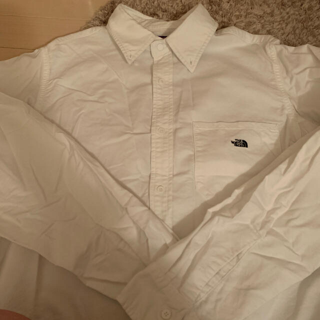 ノースの白シャツ（2枚セット。半袖・長袖）