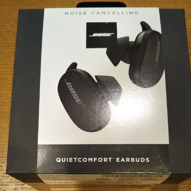 BOSE(ボーズ)のbose quiet comfort earbuds BLk 新品未使用 スマホ/家電/カメラのオーディオ機器(ヘッドフォン/イヤフォン)の商品写真