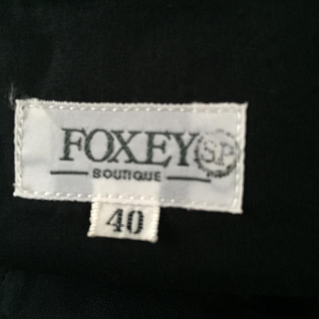 FOXEY(フォクシー)のセール！ フォクシー スカート 40 レディースのスカート(ひざ丈スカート)の商品写真