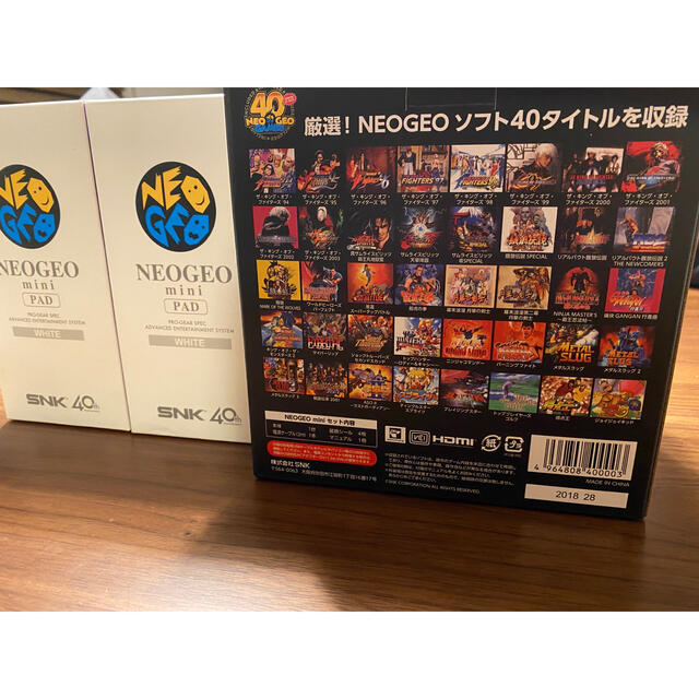 SNK NEOGEO MINI ネオジオミニ 本体+PAD白×2 家庭用ゲーム機本体