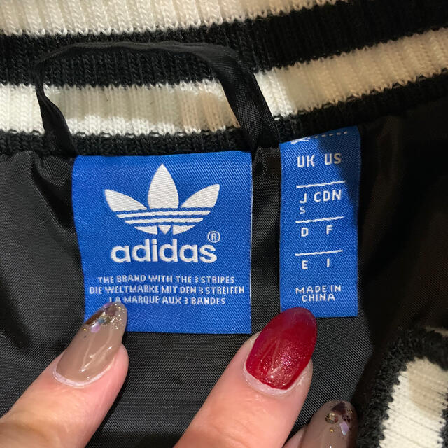 adidas(アディダス)のadidas☆オリジナルス美品 レディースのジャケット/アウター(スタジャン)の商品写真