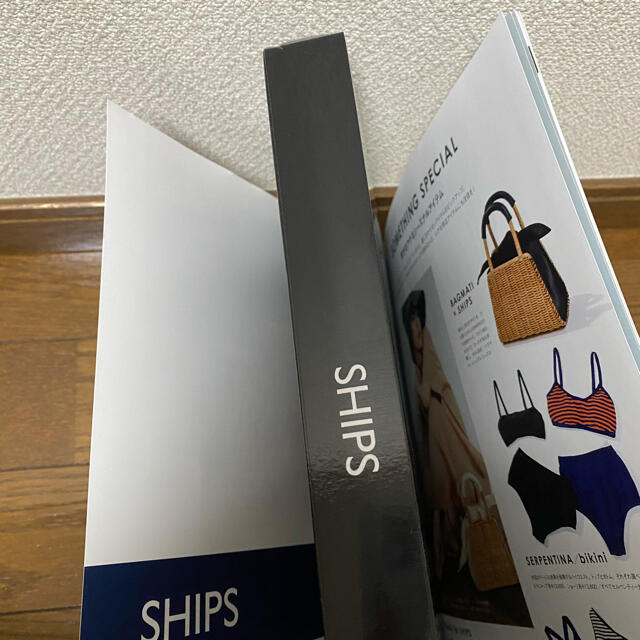 SHIPS(シップス)の【完売続出】レア品　SHIPS  カードたっぷり収納長財布　付録　男女兼用 レディースのファッション小物(財布)の商品写真