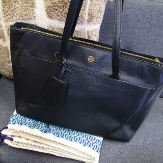 トリーバーチ(Tory Burch)の正規品☆トリーバーチ　トートバッグ　黒　ロビンソン　バッグ　財布　小物(トートバッグ)