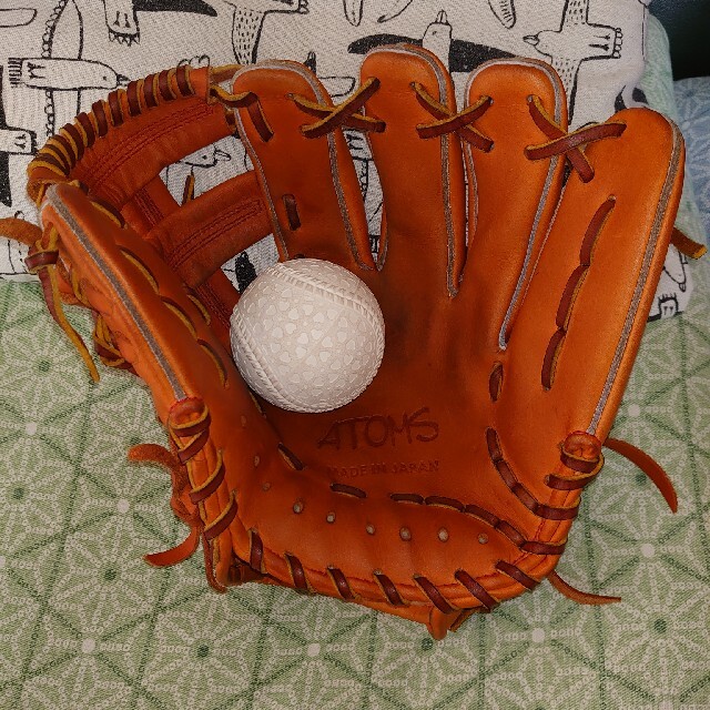 アトムズ 硬式 スポーツ/アウトドアの野球(グローブ)の商品写真