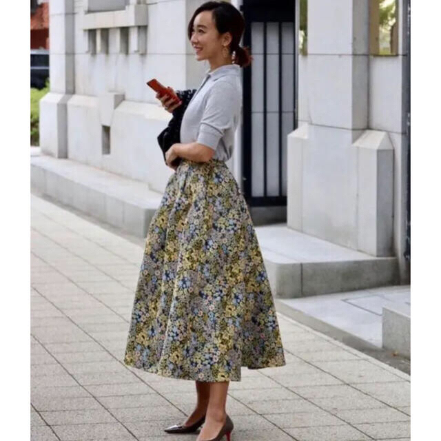 RosyMonster☀︎big flower jacquard skirt完売 | legaleagle.co.nz