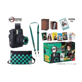 フジフイルム(富士フイルム)の『チェキ』 instax mini11 鬼滅の刃 炭治郎チェキBOX(フィルムカメラ)