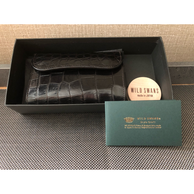 2022人気の ワイルドスワンズ バーン チョコ クロコダイル 廃番 折り