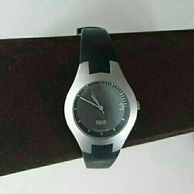 BMW(ビーエムダブリュー)のBMW3シリーズ ノベルティ腕時計 メンズの時計(ラバーベルト)の商品写真