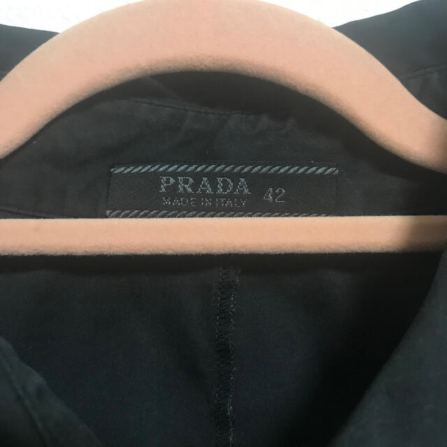 PRADA(プラダ)のプラダシャツ　黒　42 ／　マックスマーラ、エポカ等 レディースのトップス(シャツ/ブラウス(長袖/七分))の商品写真