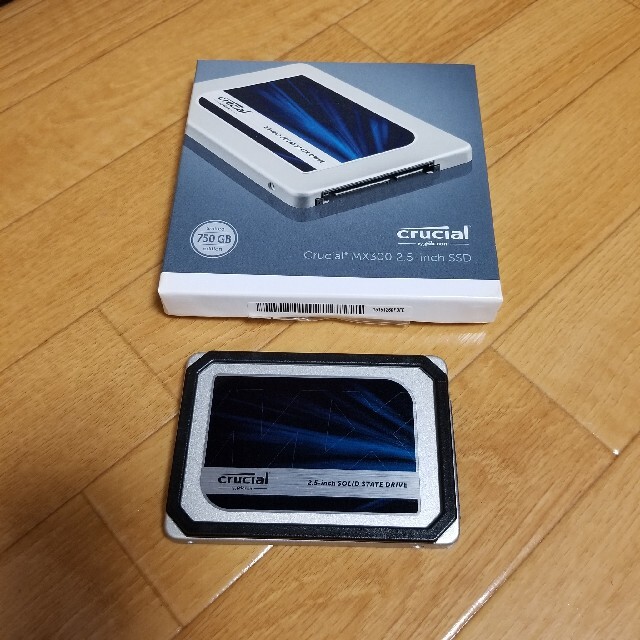 Crucial SSD 750GB MX300 CT750MX300SSD1