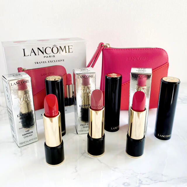 LANCOME(ランコム)の【新品・送料込み】ランコムコフレラプソリュルージュ3本とミニポーチのセット 口紅 コスメ/美容のベースメイク/化粧品(口紅)の商品写真