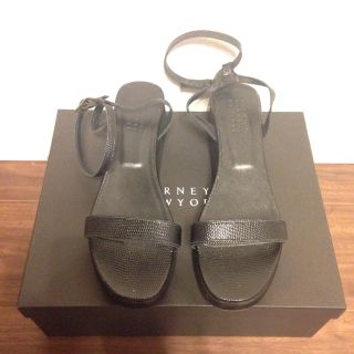 バーニーズニューヨーク(BARNEYS NEW YORK)のバーニーズニューヨーク★1度使用サンダル(サンダル)