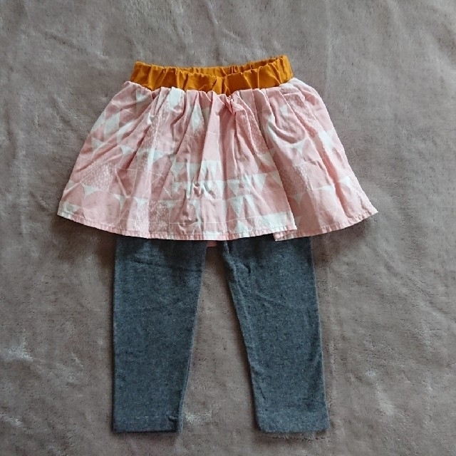 futafuta(フタフタ)のスカッツ 80 キッズ/ベビー/マタニティのベビー服(~85cm)(スカート)の商品写真