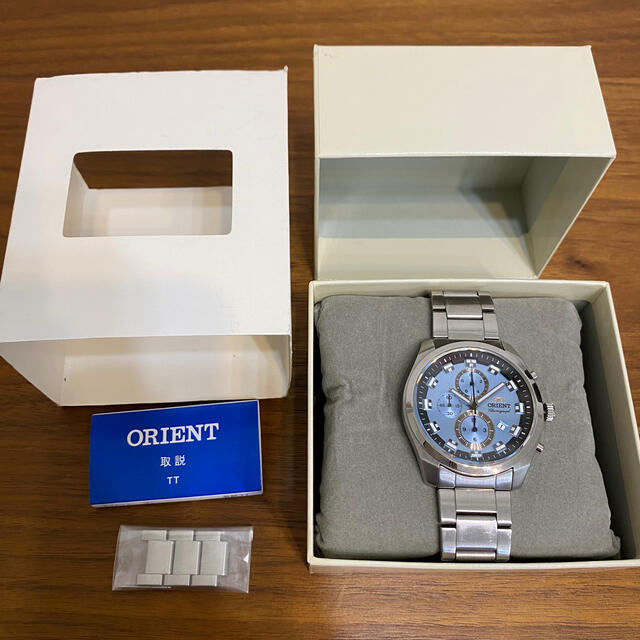 ORIENT(オリエント)のORIENT 腕時計 クオーツ クロノグラフ Neo 70’s スカイブルー メンズの時計(腕時計(アナログ))の商品写真