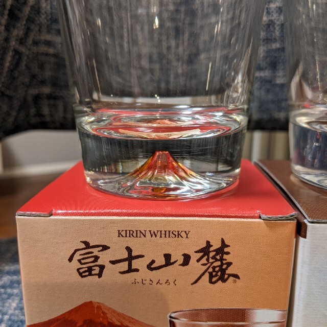 眺める富士山麓　ロックグラスペア 食品/飲料/酒の酒(ウイスキー)の商品写真