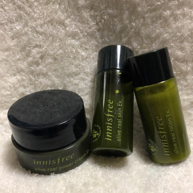 Innisfree(イニスフリー)のInnisfree Olive オリーブ サンプル トラベル 3点セット コスメ/美容のキット/セット(サンプル/トライアルキット)の商品写真