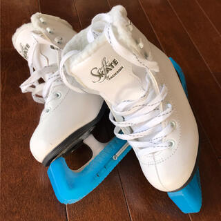 アイスホッケー　スケート靴　CCM SUPERTACKS852