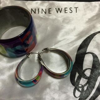 ナインウエスト(NINE WEST)のNINE WEST バングル&ピアス (ブレスレット/バングル)