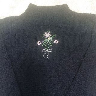 古着屋購入*モックネック*刺繍ニット(ニット/セーター)