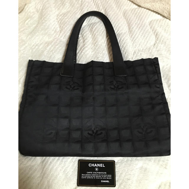 5%OFF】 CHANEL - シャネル ニュートラベルライントートの通販 by