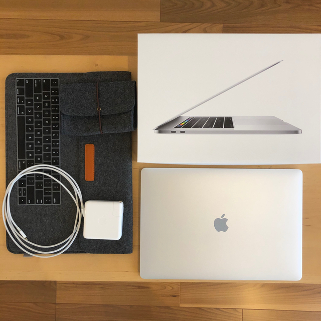 【最終値下げ!!】MacBook Pro 15インチ 512GB シルバー