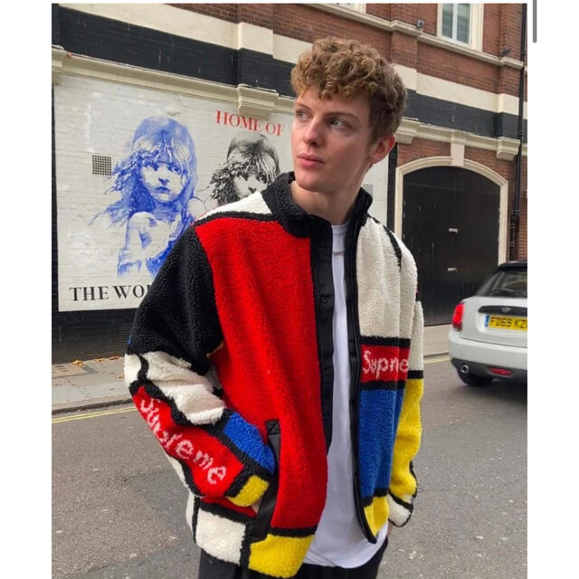 Supreme(シュプリーム)のsupreme  reversible colorblocked fleece  メンズのジャケット/アウター(ブルゾン)の商品写真